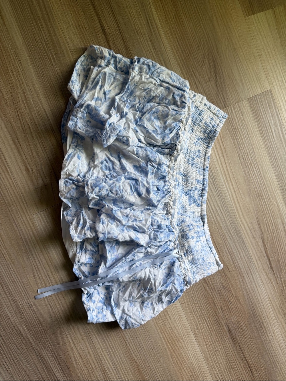 Hollister Blue and White Ruffle High-Waist Shorts
